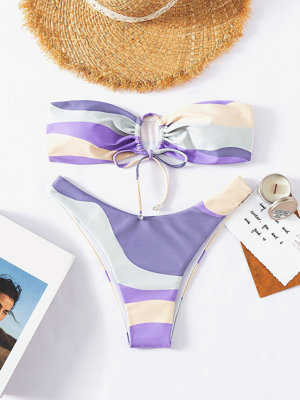 Costum de baie din două piese, top cu bureți, imprimeu floral, înaltă elasticitate; material poliester-spandeks (80% spandex); căptușeală din nylon (82%)