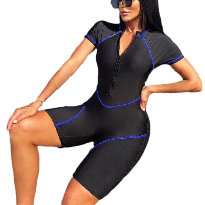 Цял бански с преден цип, къси ръкави, подплънка за гърдите, найлонова материя, подплата от полиестер със спандекс, подходящ за плуване и водни спортове