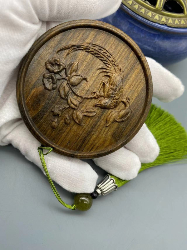 Преносимо кръгло огледало за грим, китайски стил, антична резба, метална рамка, дървообработване, паметен стил, издание зима 2024