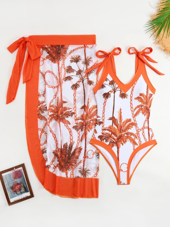 Γυναικείο ολόσωμο μαγιό με επενδυμένο στήθος, χωρίς μεταλλική υποστήριξη, χωρίς μανίκια, 90% πολυεστέρας, 220 g, επένδυση 10%, φούστα περιτύλιξης για παραλία