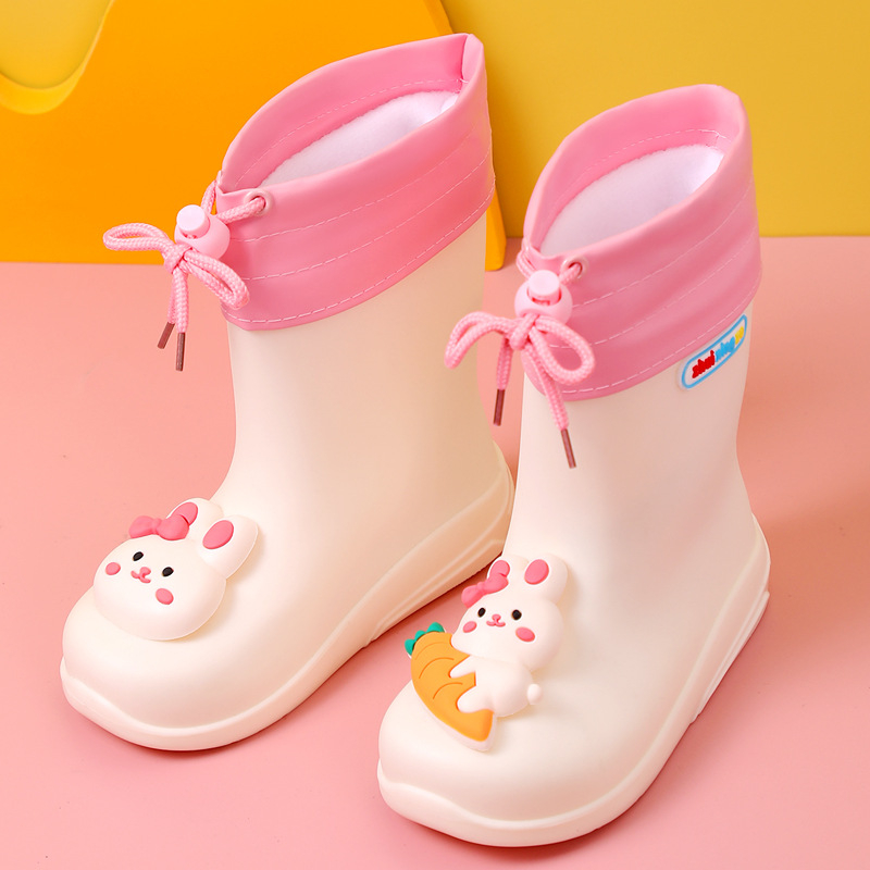 Bērnu lietuss zābaki ar karikatūras rakstu, PVC augšdaļa, universālas, vecums 4–6 gadi, zems papēdis 1–3 cm, vidēja zābaku garuma