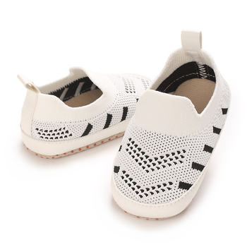 Dječje indoor cipele – protuklizne, mrežasti unutrašnji dio (Peta: EVA; Gornji dio: pamuk; Uložak: tkanina; Unutrašnjost: tkanina; Dob: 6–12 mjeseci)