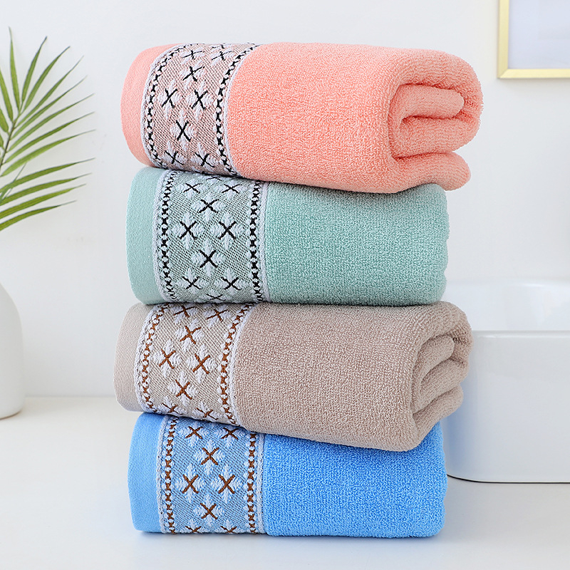 Jacquard vonios rankšluostis, 100% medvilnė, siūlas 32s/14s, svoris 200 g/m² arba daugiau