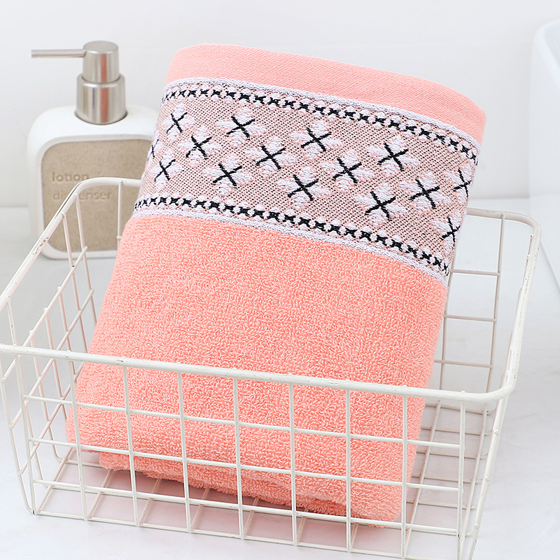 Jacquard vonios rankšluostis, 100% medvilnė, siūlas 32s/14s, svoris 200 g/m² arba daugiau