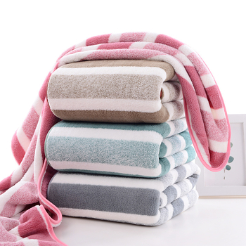 Koralinis fliso vonios rankšluostis, minkštas ir greitai džiūstantis, 200-300 g, 150D siūlai, paprasta audimo, siuvimas, pritaikomas