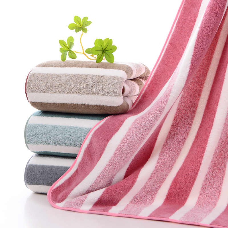 Koralinis fliso vonios rankšluostis, minkštas ir greitai džiūstantis, 200-300 g, 150D siūlai, paprasta audimo, siuvimas, pritaikomas