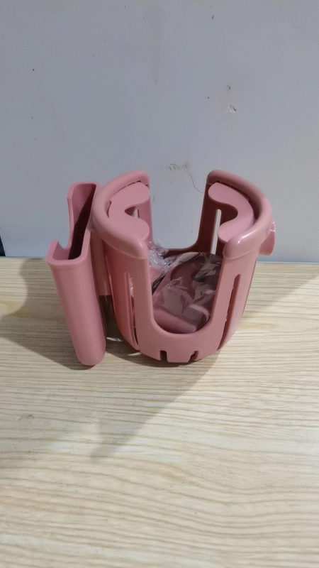 Държач за чаши и телефон – пластмасова скоба; чашен държач 10×10×110.5 мм; държач за телефон 9.5×2.2×9 мм; марка Gong Sheng