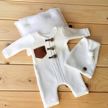 Комплект за новородени от три части: плетена шапка и възглавничка, полипропиленова тъкан с мека обработка, произход Шандонг