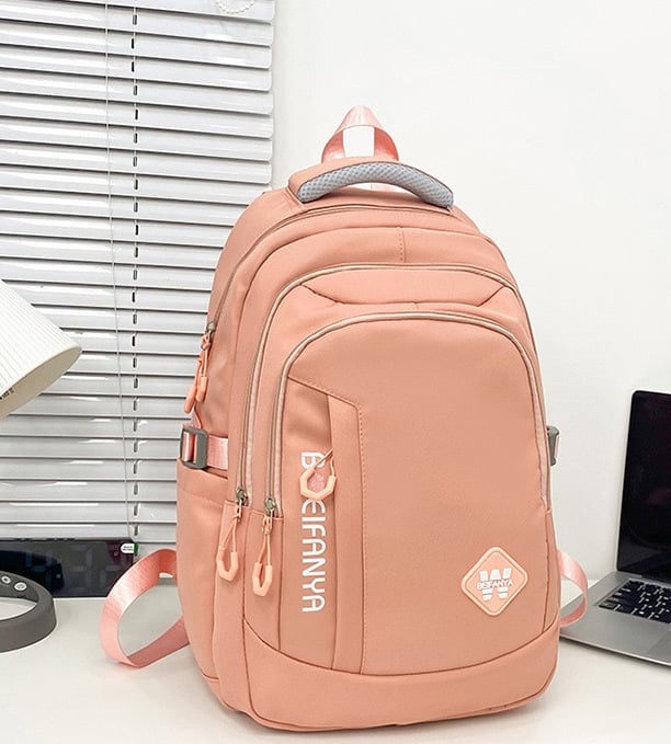 Uniszex nylon iskolai hátizsák, 20–35 literes kapacitás, 14 hüvelykes laptophoz illeszkedik, betűs mintázat, légpárnás vállpántok