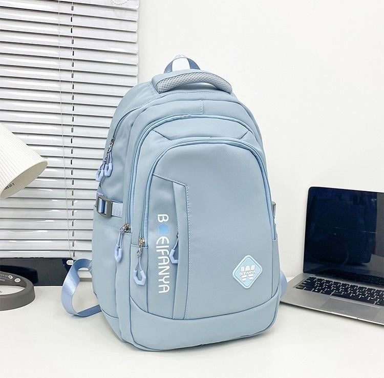 Uniszex nylon iskolai hátizsák, 20–35 literes kapacitás, 14 hüvelykes laptophoz illeszkedik, betűs mintázat, légpárnás vállpántok