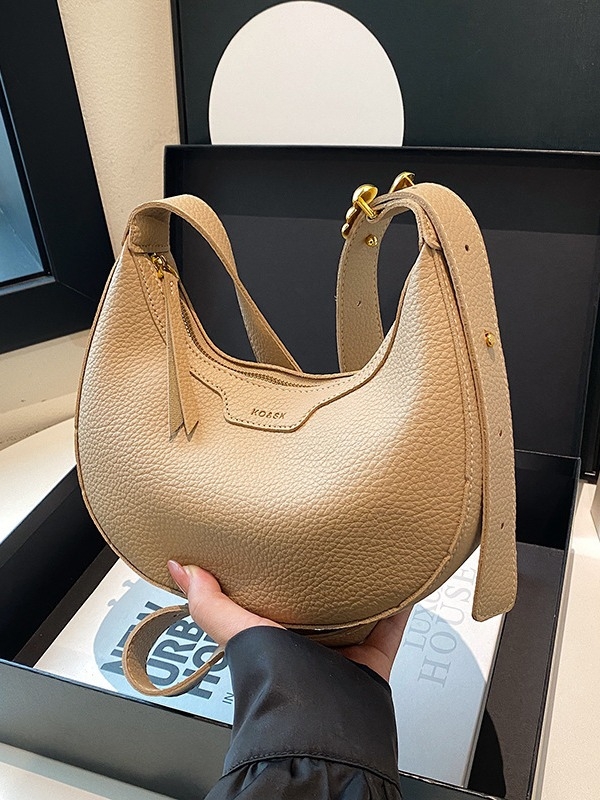 Félhold alakú crossbody táska, városi minimalizmus, PU bőr, cipzár, ID zseb