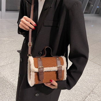 Γυναικεία μικρή τετράγωνη τσάντα για τον ώμο, σε στυλ δρόμου, PU δέρμα, οριζόντια τετράγωνη μορφή, άνοιγμα με καπάκι, μονοχρωμία