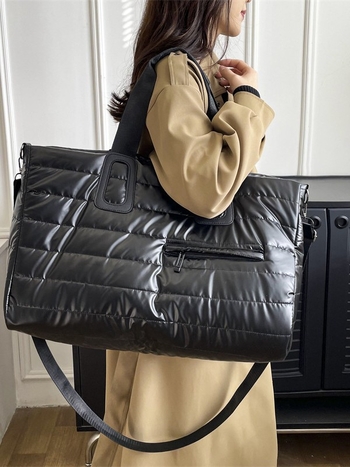 Дамска Tote чанта в уличен стил, найлон, хоризонтално квадратна форма, цип, джоб за мобилен телефон и лична карта