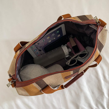 Τσάντα για κοντινά ταξίδια, κάθετης τετράγωνης μορφής, Oxford ύφασμα, φερμουάρ, εσωτερικές θήκες: θήκη με φερμουάρ, θήκη για κινητό, θήκη για ταυτότητα, τρισδιάστατος εξωτερικός σχεδιασμός