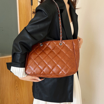 Чанта за рамо със цип, хоризонтална квадратна форма, вътрешен джоб за мобилен телефон, подплата от полиестер и двойни презрамки