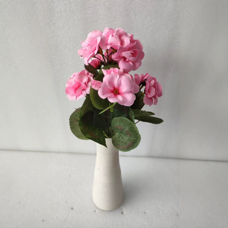 Begonija šilkinė gėlė – stilizavimas, lauko naudojimas, fotografijos rekvizitas, namų dekoras