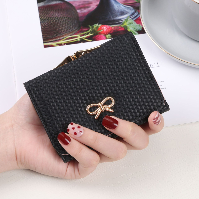 Γυναικείο μικρό πορτοφόλι-καρτοθήκη, διπλού υλικού, σχέδιο φιόγκος - εξωτερικό PVC, επένδυση συνθετικής δέρματος, αντιβακτηριακό, προστασία κατά κλοπής, αστικό στυλ