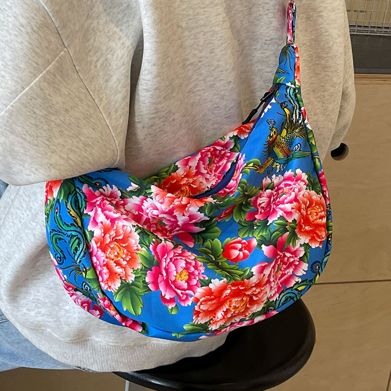 Dumpling-formájú crossbody táska, Nylon, Street Trend stílus, cipzáras nyitás, telefon zseb