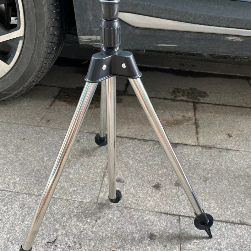 Σετ τρίποδη βάση για ψεκαστήρα από ανοξείδωτο ατσάλι με κινητή ακροφύσιο, χωρητικότητα 550 L, περιστροφή 360°