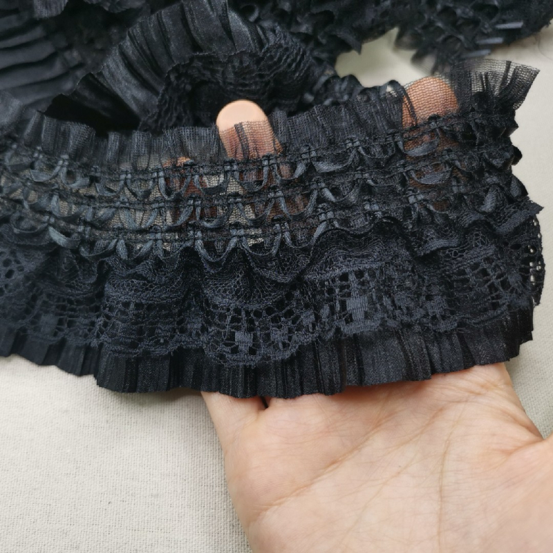 Elastinis nėrinių audinys su plisuoto dizainu - šešiakampės tinklo pagrindas, poliesterio siūlas, amatų darbams