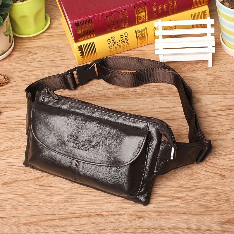 Мъжка поясна чанта от кожа от първи слой с вертикален квадратен силует, ципово затваряне, вътрешни джобове: джоб за телефон и джоб за лична карта, с една презрамка