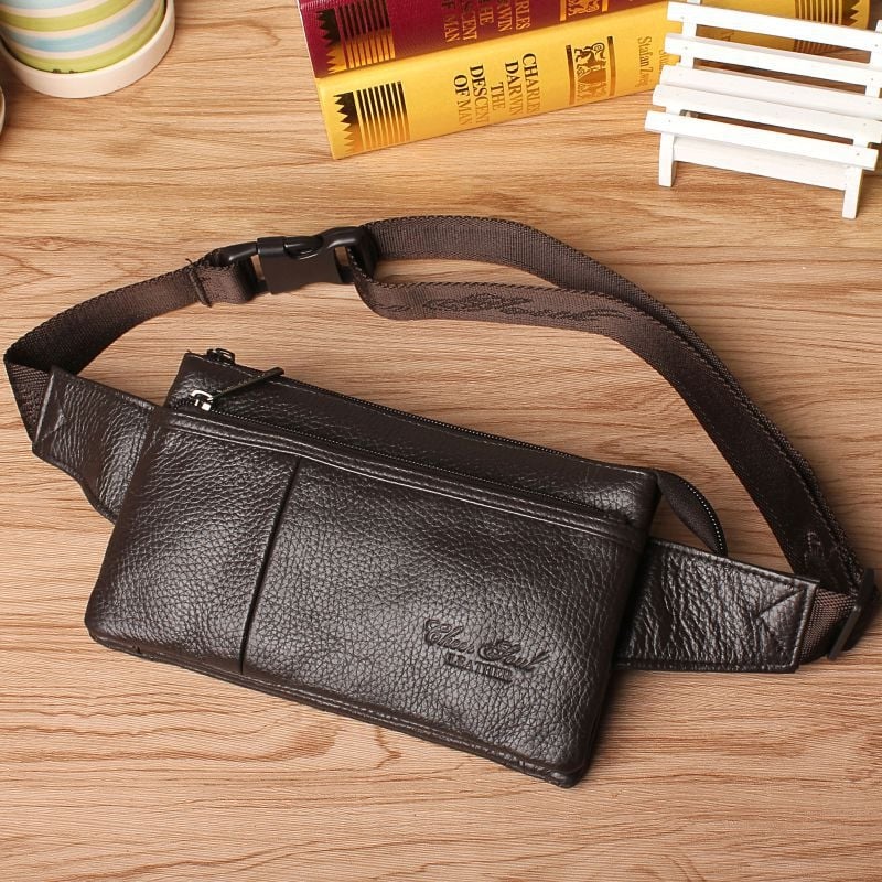 Мъжка поясна чанта от кожа от първи слой с вертикален квадратен силует, ципово затваряне, вътрешни джобове: джоб за телефон и джоб за лична карта, с една презрамка