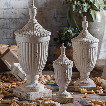 Διακοσμητικό από ρητίνη σε ευρωπαϊκό στυλ vintage για οικία, μπαρ, εστιατόριο και βιτρίνες καταστημάτων· μάρκα MY· υλικό: συνθετική ρητίνη· συσκευασία: κουτί από χαρτόνι.