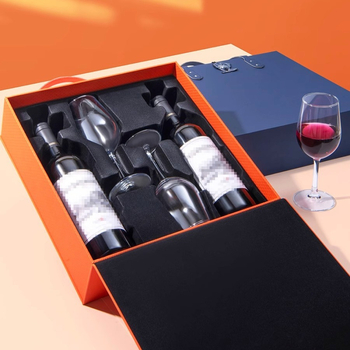 Vyno dėžutė su graviruotu reljefu ir silkscreen spausdinimu; modelis: vyno dėžutė; medžiaga: popierius/kartonas; įpakavimas: įprastas įpakavimas; paskirtis: dovanos įpakavimas, maisto ir gėrimų įpakavimas