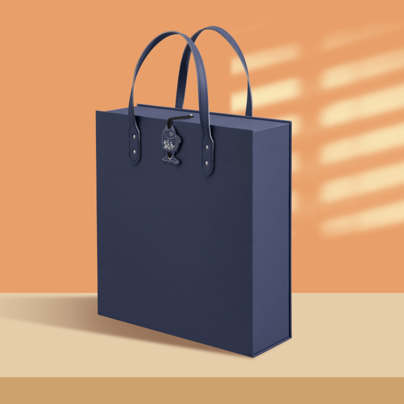 Vyno dėžutė su graviruotu reljefu ir silkscreen spausdinimu; modelis: vyno dėžutė; medžiaga: popierius/kartonas; įpakavimas: įprastas įpakavimas; paskirtis: dovanos įpakavimas, maisto ir gėrimų įpakavimas