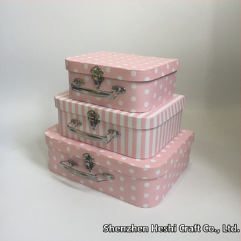 Сватбена подаръчна кутия за цветя с вечни цветя – Европейски ретро стил, преносим комплект от три куфара (модели W9844–W9847) с подаръчна опаковка