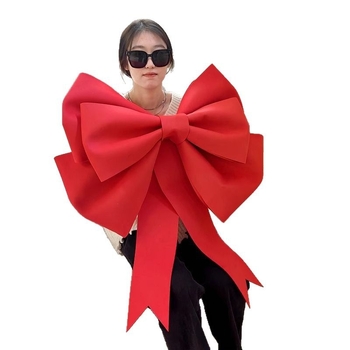 Vestuvėms skirtas vietos dekoravimui rekvizitas — didelis kaspinas sienos dekoras, medžiaga: plastikas; kategorija: vietos išdėstymo rekvizitai; prekinis ženklas: Good luck