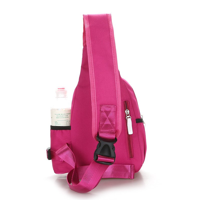 Oxford szövetből készült crossbody táska, kompakt kialakítás cipzárral, poliészter bélés, mindennapi használatra