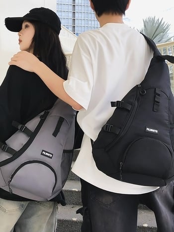 Nylon crossbody táska – függőleges négyzet alakú, cipzár, egy vállpánt, belső zsebek (cipzáros és telefonos), uniszex, mindennapi használatra