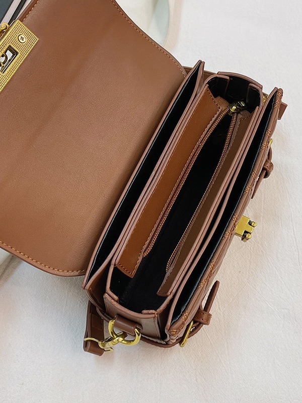 Női táska - utcai stílus, PU anyag (Horizontális négyzet alak; Nyitás: fedél típus; Cipzáras zseb; ID zseb; Belső: poliészter-pamut)