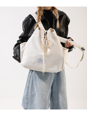 Νάιλον Tote τσάντα με κλείσιμο κορδονιού, διπλοί ιμάντες, εσωτερικές τσέπες: θήκη με φερμουάρ, θήκη για κινητό και θήκη για ταυτότητα