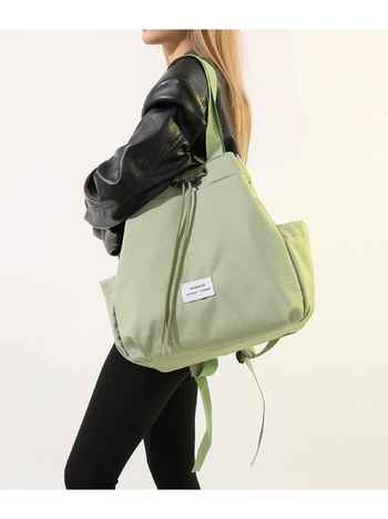 Νάιλον Tote τσάντα με κλείσιμο κορδονιού, διπλοί ιμάντες, εσωτερικές τσέπες: θήκη με φερμουάρ, θήκη για κινητό και θήκη για ταυτότητα