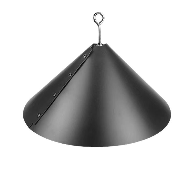 Plastikinė apsauga paukščių maistui su pasukamu kabliu ir pakabinimu