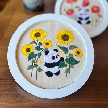 Комплект за кръстосана бродерия върху платно с панда и мотиви цветя и трева; китайски стил, подходящ за хол, спалня и кабинет