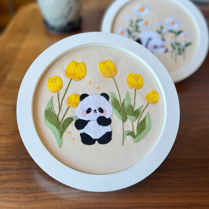 Комплект за кръстосана бродерия върху платно с панда и мотиви цветя и трева; китайски стил, подходящ за хол, спалня и кабинет