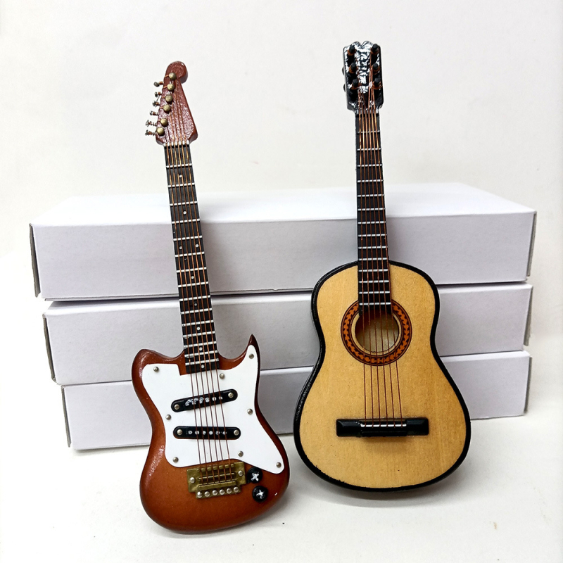 Mini drvena gitara za lutke, mjera 1:6/1:8/1:12, DIY dodaci za igru s hranom