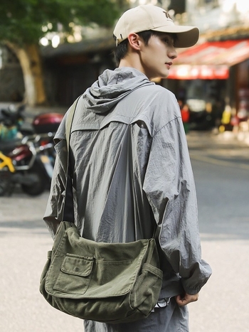 Ανδρική τσάντα messenger από καμβά, αστικός στιλ απλότητας, με φερμουάρ, εσωτερικές θήκες για κινητό και ταυτότητα