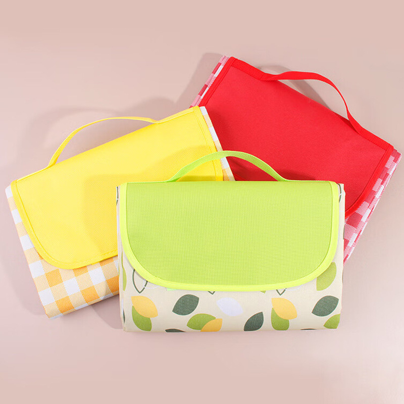 Āra piknika paklājs, pārnēsājams, ūdensizturīgs no netkāta auduma, Oxford netkātais audums, piemērots 1–8 personām