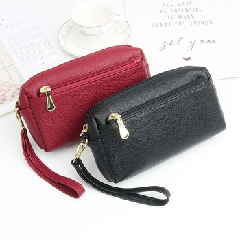 Kosmetinė rankinė, miesto minimalistinio stiliaus, PU medžiaga, horizontali kvadratinė forma, užtrauktuko atidarymas, vidiniai skyriai: užtrauktuko kišenė, telefono kišenė, sendvičiaus tipo užtrauktuko kišenė, poliesterio pamušalas