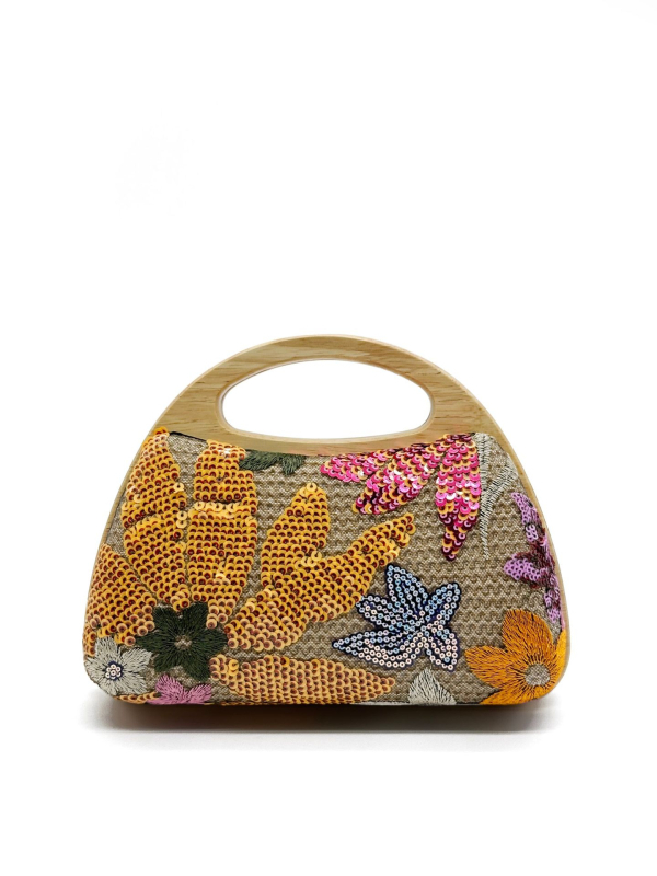 Sieviešu salmu rokassoma ar izšuvumu un pailītēm, maza horizontāla kvadrāta forma, PU oderējums, iekšējais telefona kabatiņa, atvērta augšdaļa, pavasaris 2025