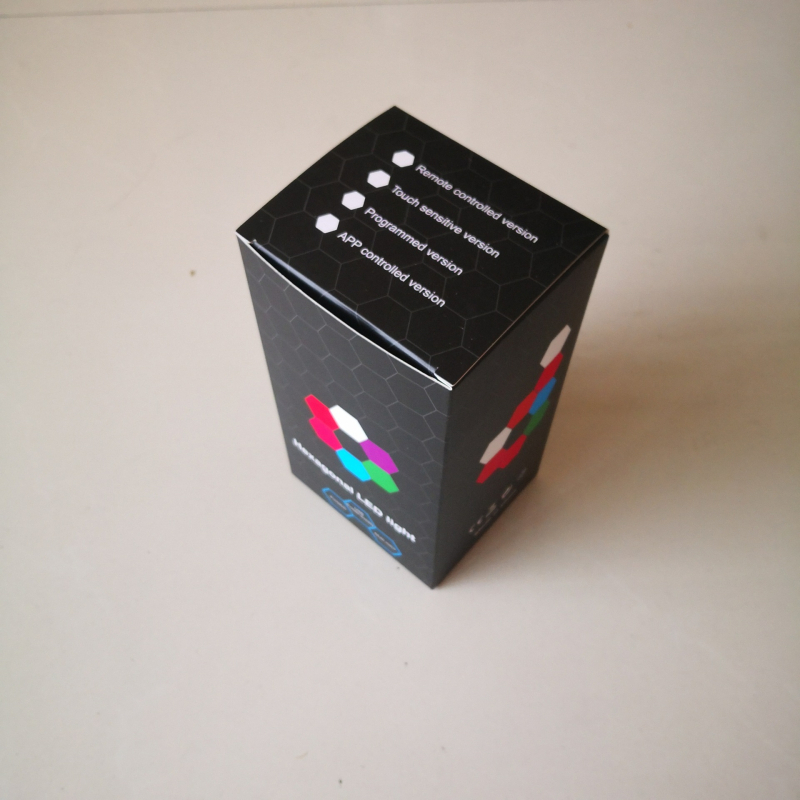 Τοίχικό φωτιστικό με σχέδιο κυψέλης, αλλαγή χρωμάτων, αφής και τηλεχειριστήριο — LED φως, πλαστικό σκίαστρο, ακρυλικό σώμα, 5V, ROHS πιστοποιημένο