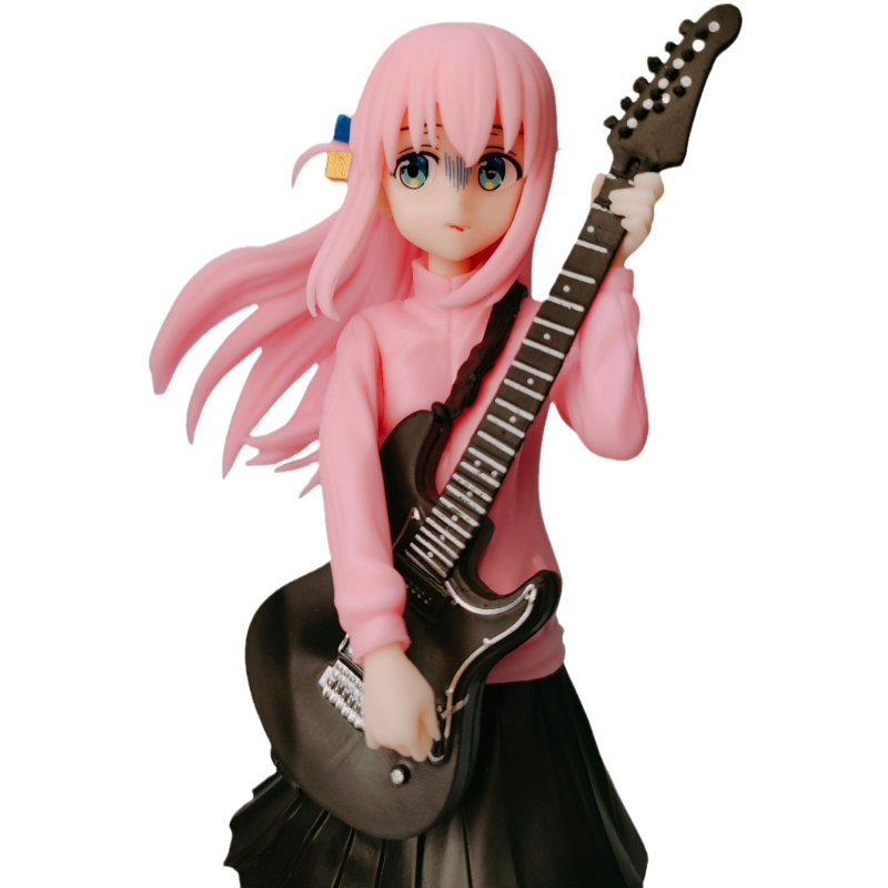 PVC аниме фигурка – Готоу стоящ с една ръка, рок гитара, стил 2D; опаковка: цветна кутия с мрежеста торбичка; включва анимационна картинка и видео ръководство; не се сглобява; подходяща за възраст 14+