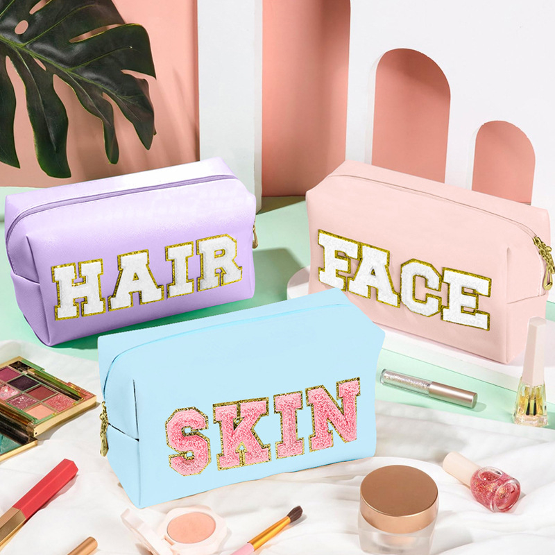 PU козметична чанта с бродирани азбучни букви, водоустойчива, урбан стил, подплата от полиестер