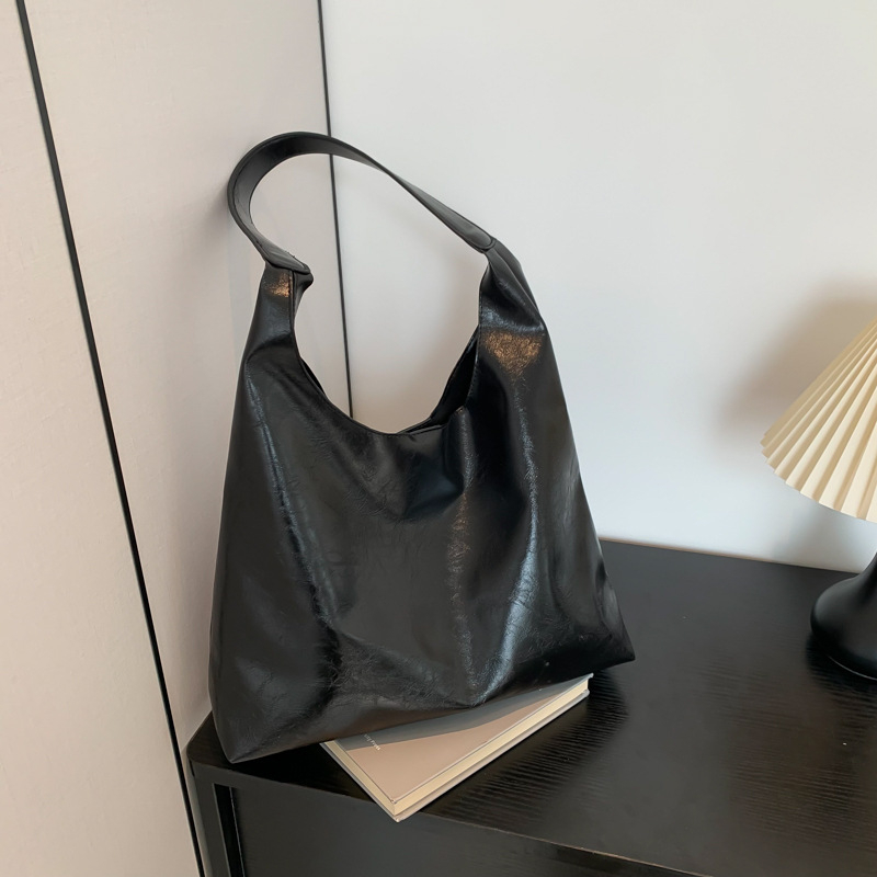 Geantă Tote - simplitate urbană, nailon, fermoar, formă orizontal pătrată, buzunar pentru telefon