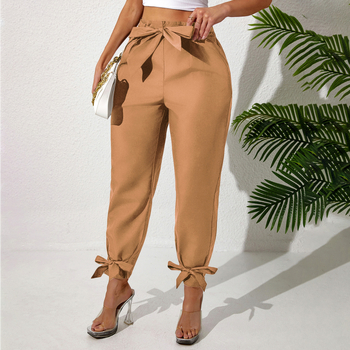 Moterų aukštu liemeniu kelnaitės su koliažo dizainu, laisvas kirpimas, poliesterio audinys 95%+, mikroelastiškumas