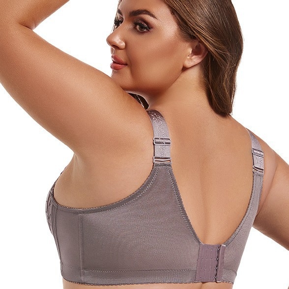 Σουτιέν δαντέλας, παραδοσιακό στυλ, νάιλον υλικό, ultra‑λεπτό καλούπι, πλήρες cup, σταθερές διπλές τιράντες, πίσω κλείσιμο τεσσάρων σειρών